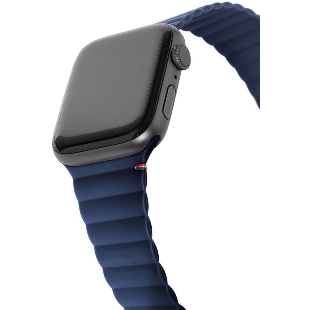 Decoded Silicone Magnetic Traction Strap Matte Navy - 42mm / 44mm / 45mm